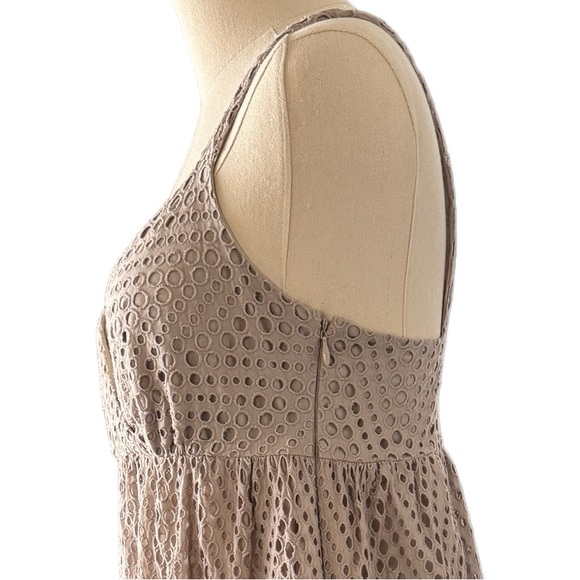 Vince Eyelet Sleeveless Dress Cotton - Size 4 in Color Beige/Stone - Picture 6 of 13
